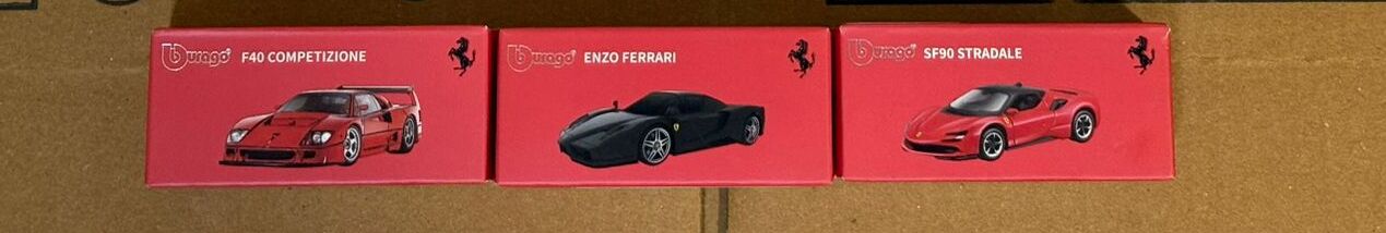 Bburago Ferrari Diecast Model Cars 1:64 Scale Race + Play series (Mix)