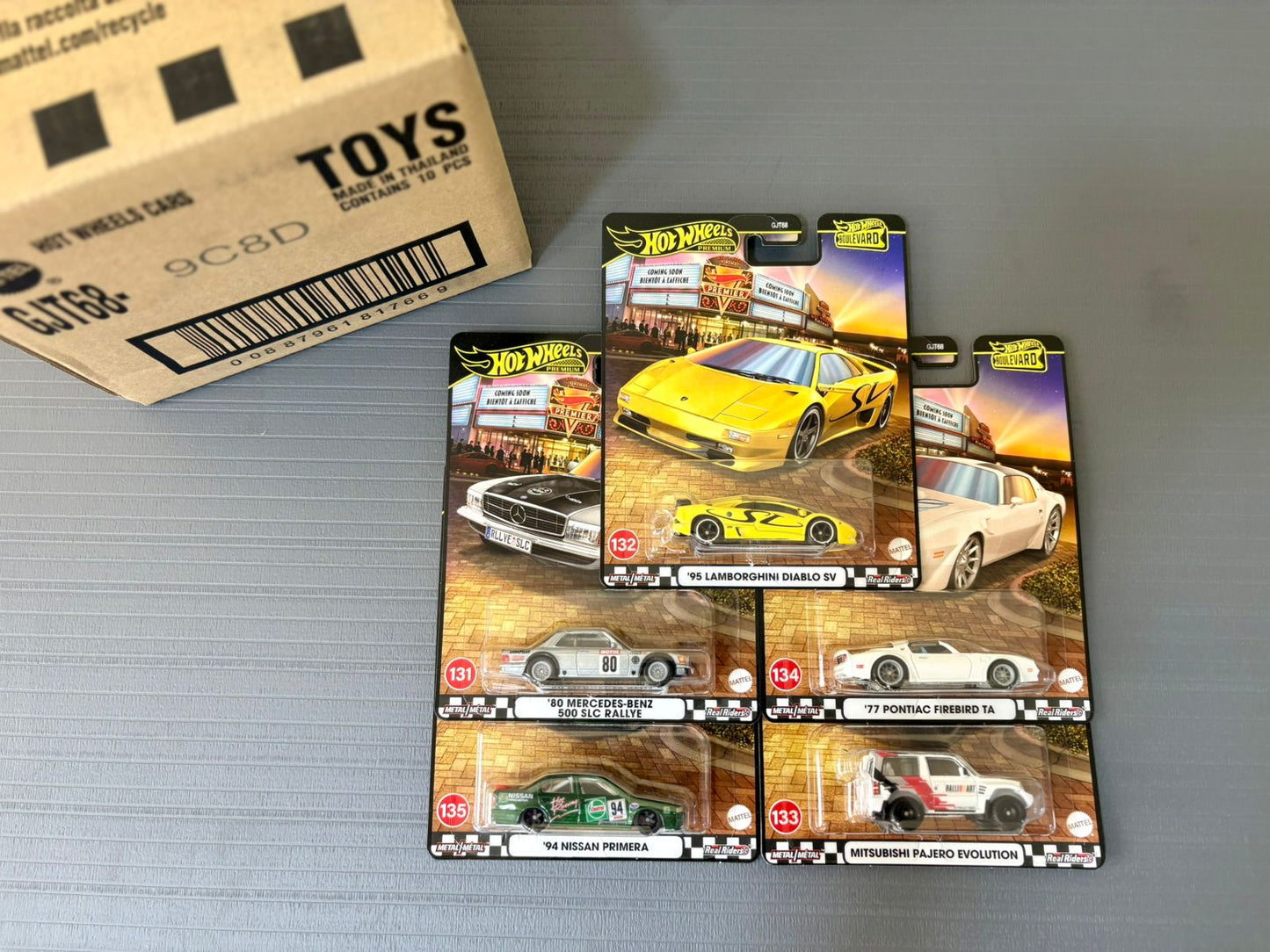 Hot Wheels Premium Boulevard