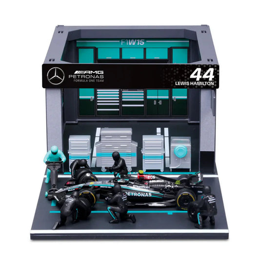 Burago Mercedes-AMG Petronas F1 Pit Pass Diorama | Lewis Hamilton #44 Collectible