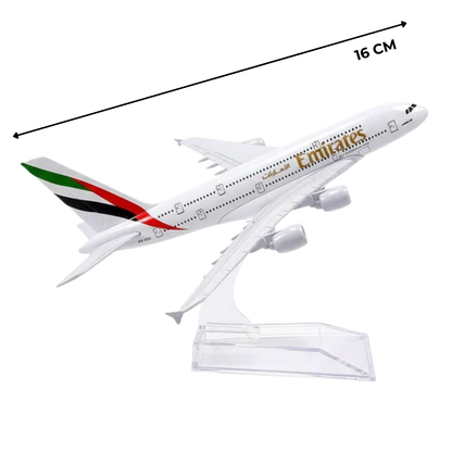 Emirates | Airbus A380-800 | A6-EEJ | 16 CM |  Diecast Metal Airplane Model | Display Stand