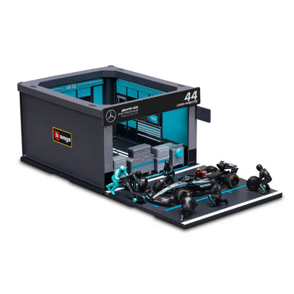 Burago Mercedes-AMG Petronas F1 Pit Pass Diorama | Lewis Hamilton #44 Collectible
