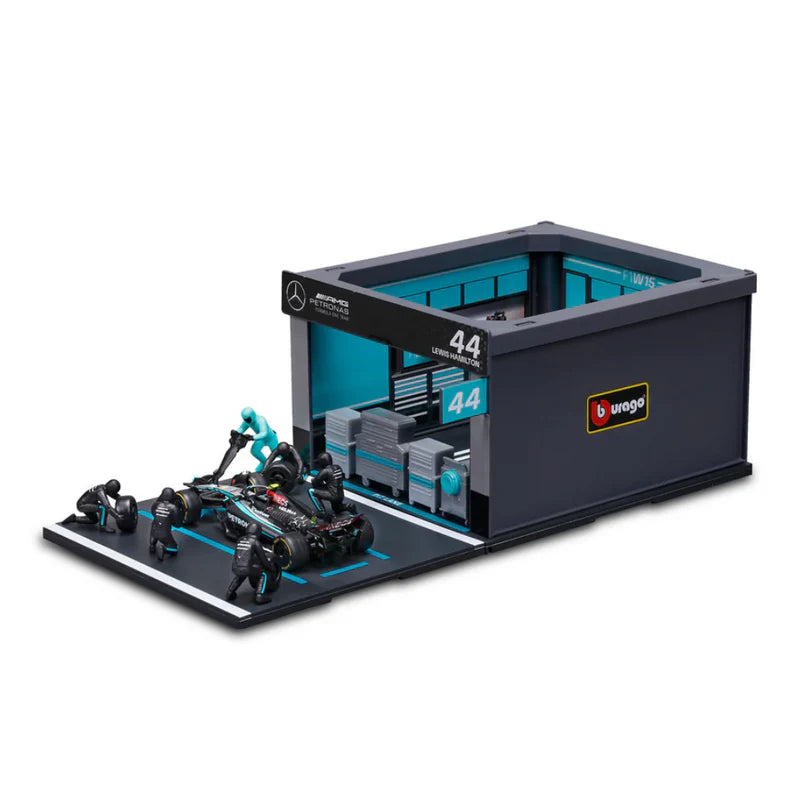 Burago Mercedes-AMG Petronas F1 Pit Pass Diorama | Lewis Hamilton #44 Collectible