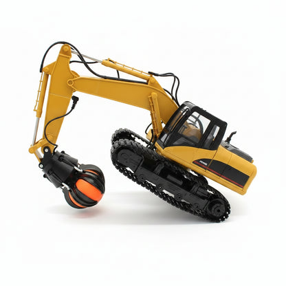 HUINA 1571 RC Grabber Truck with Bucket