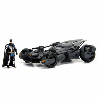 JADA JD99232 | 1:24 Scale | Justice League Batmobile with Batman | Diecast Model