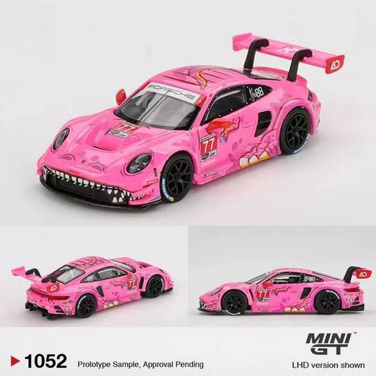 MINI GT Roxy Porsche 911 GT3 R #77 – The Monkey Merch