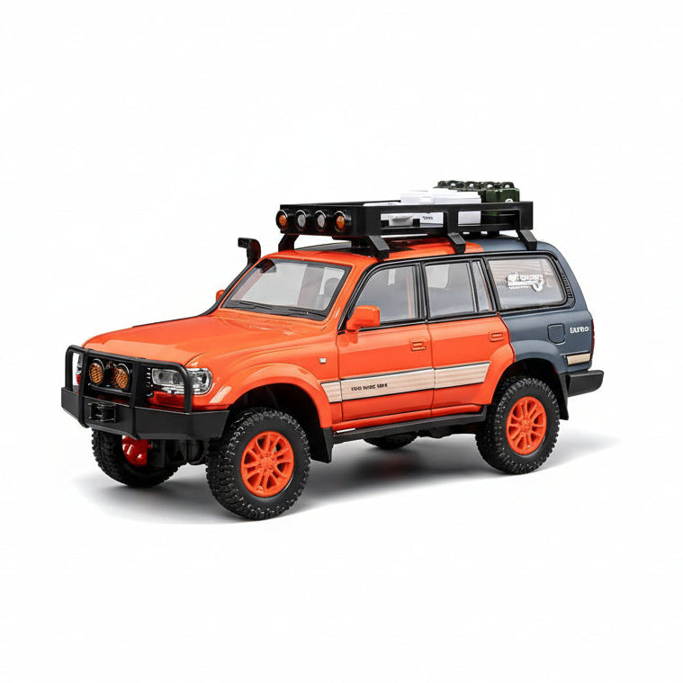 Toyota Land Cruiser 1:24 Diecast Car