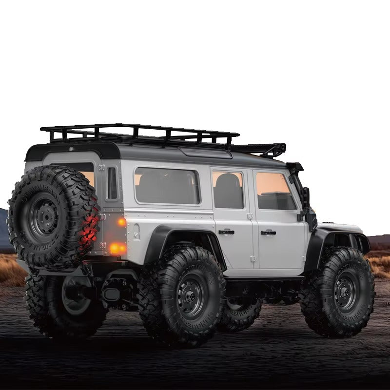HB Toys | DT021166 (HB-R1607) | 1:16 Scale | 31.5 cm | Land Rover Defender 4WD RC Off-Road Climbing Car with LED Lights | Silver | RTR Series