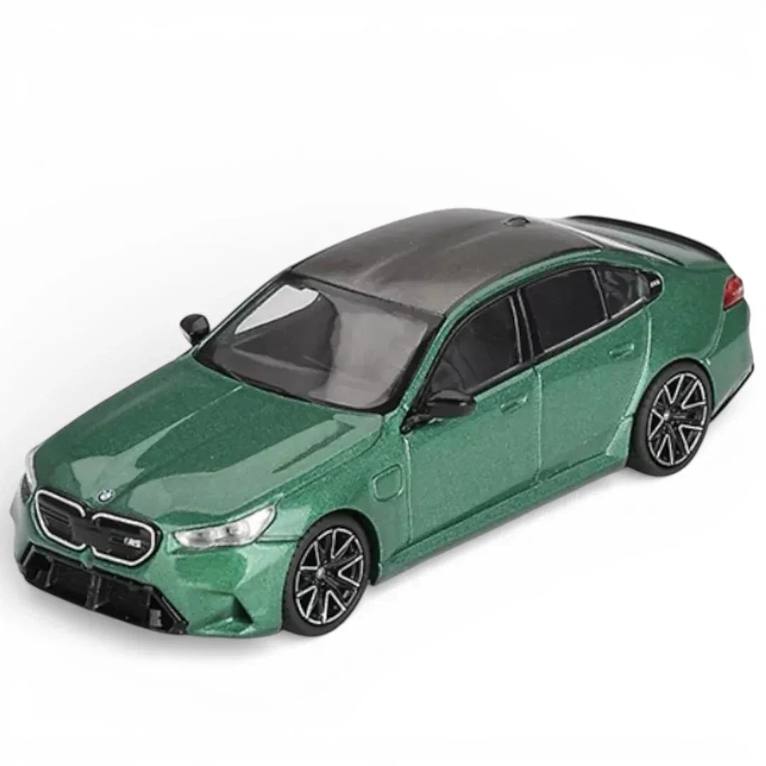 MINI GT #1086 1:64 BMW M5 Isle of Man Green Diecast Car